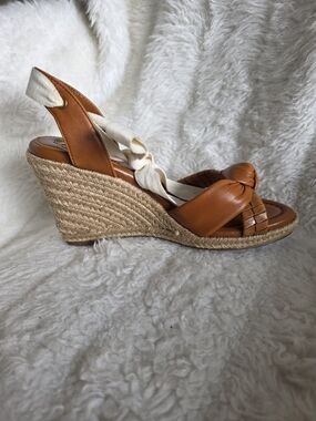 Vince Camuto Tan Leather Espadrille Wedge Sandals with Cream Ribbon